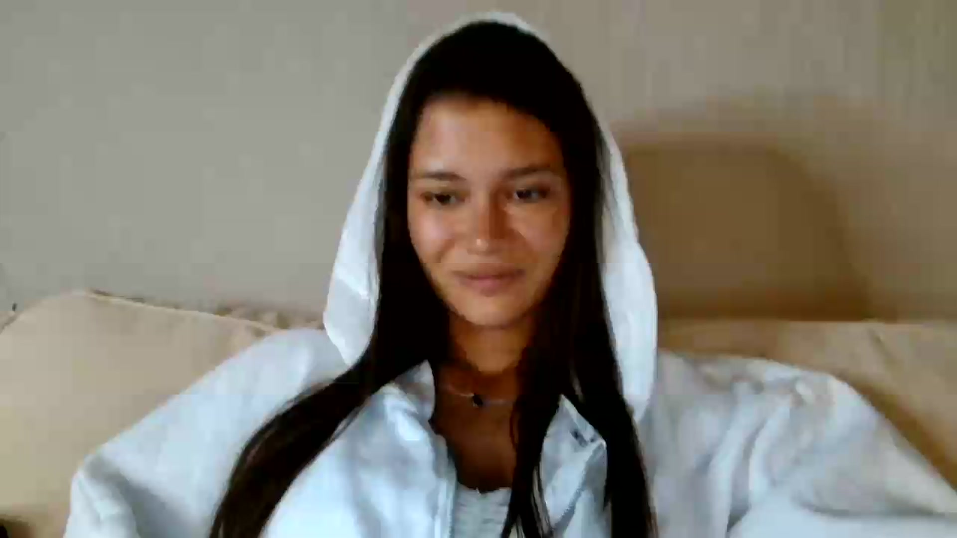 FitXoxo video thumbnail