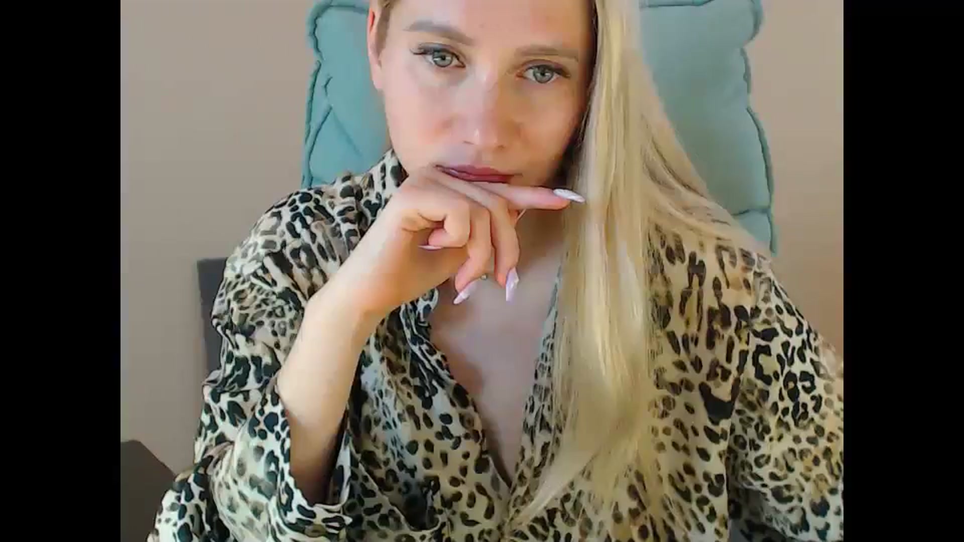 Miss_Sylvia video thumbnail