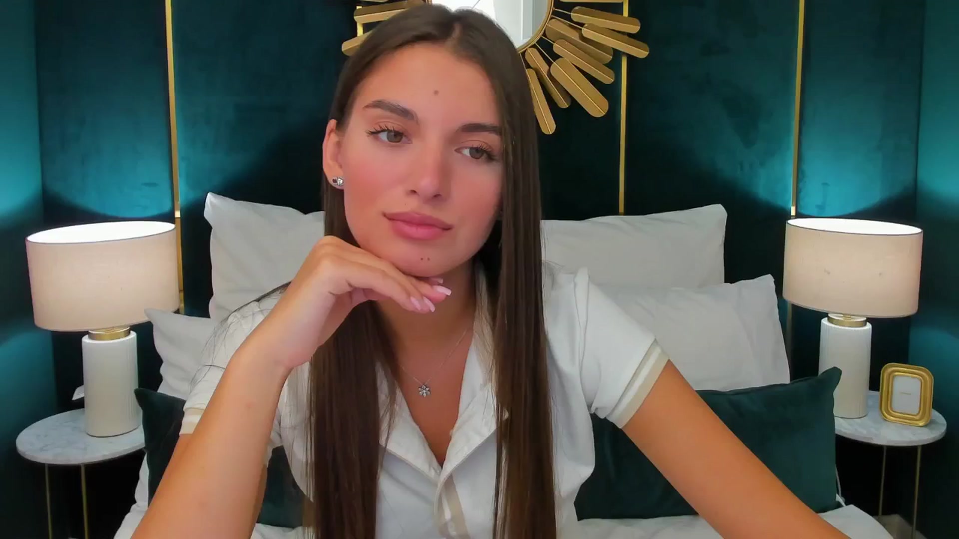 AlexaG video thumbnail