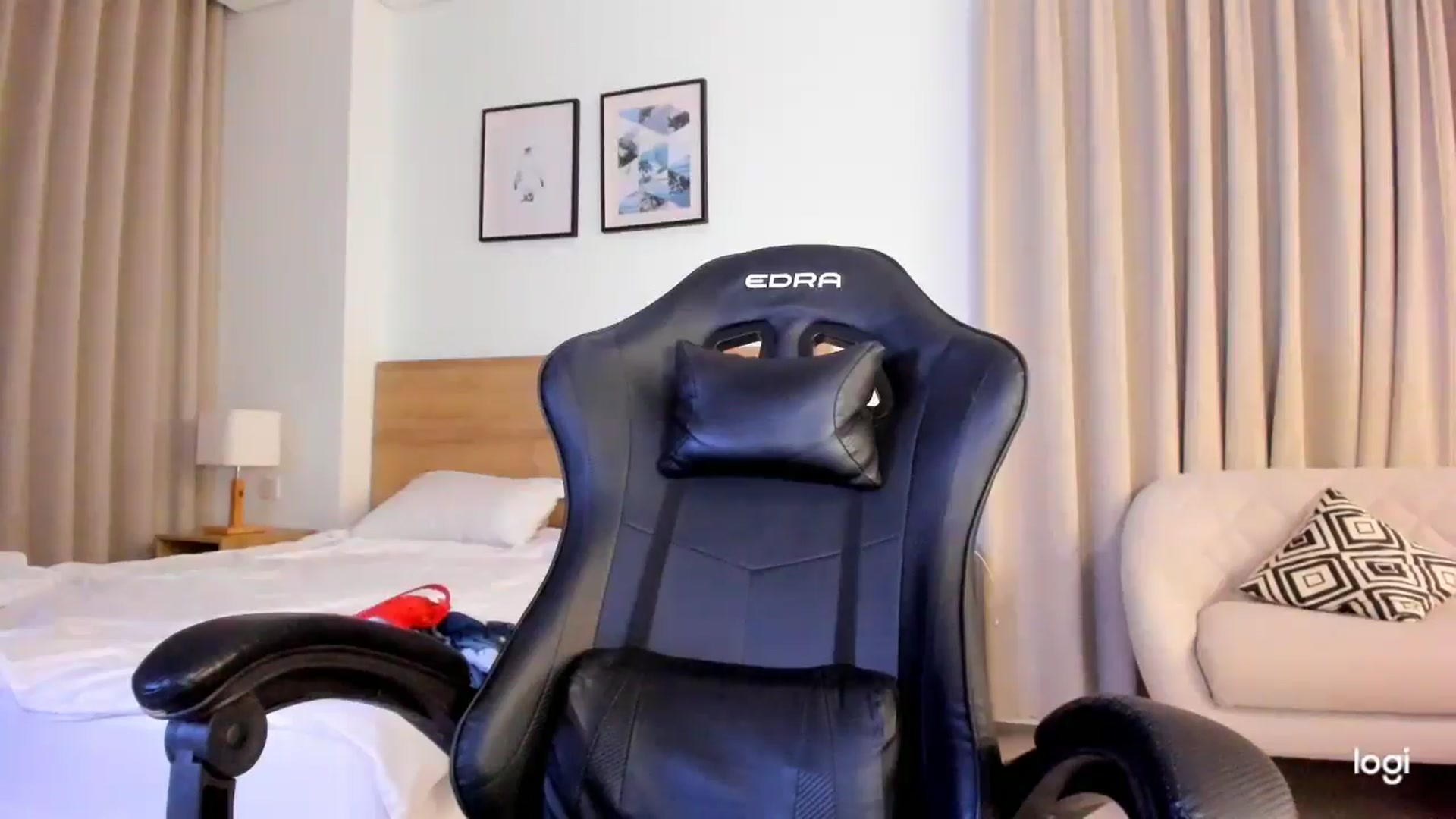 LindaMei video thumbnail