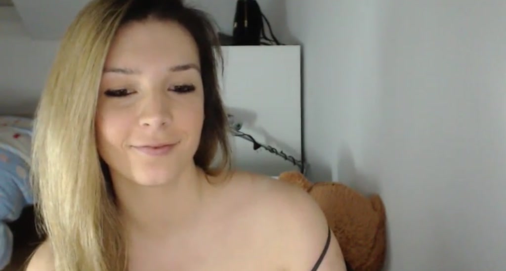 Alessndra video thumbnail