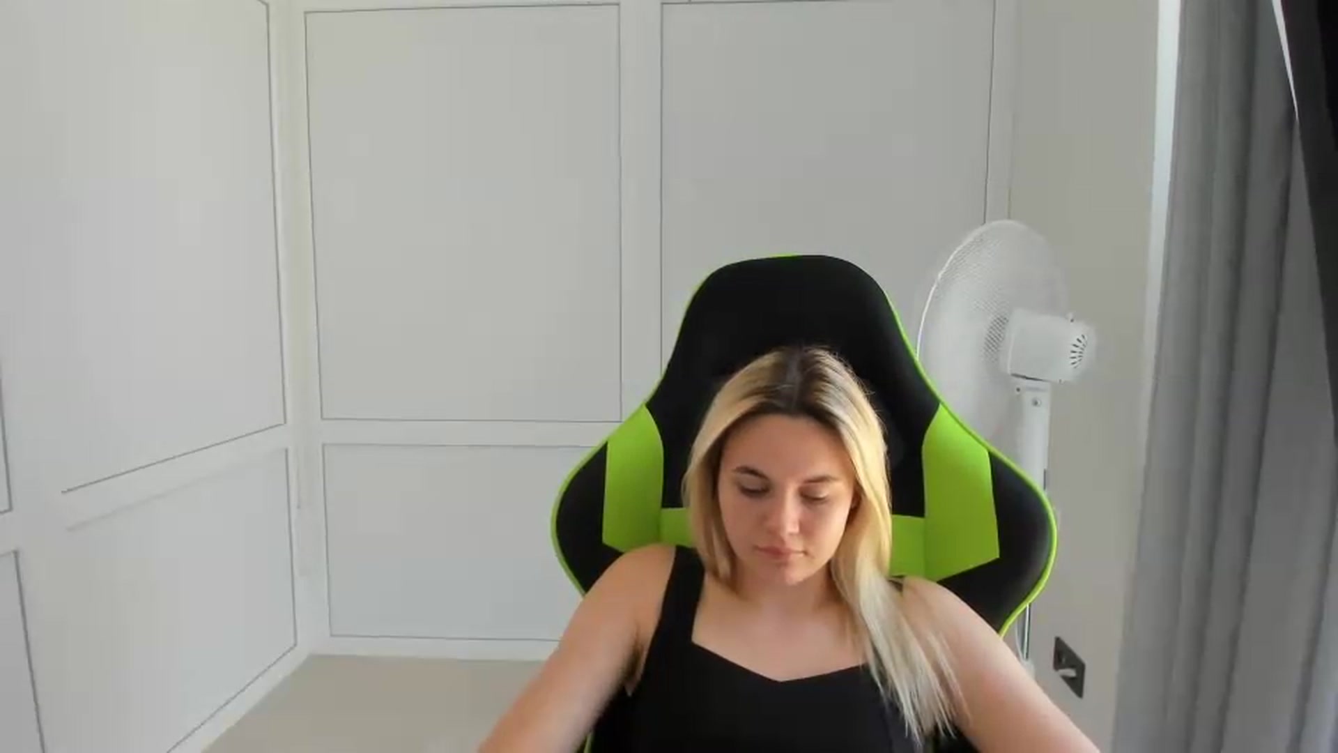 AdeliaSol video thumbnail