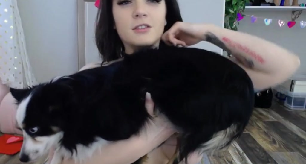 emilylynne video thumbnail