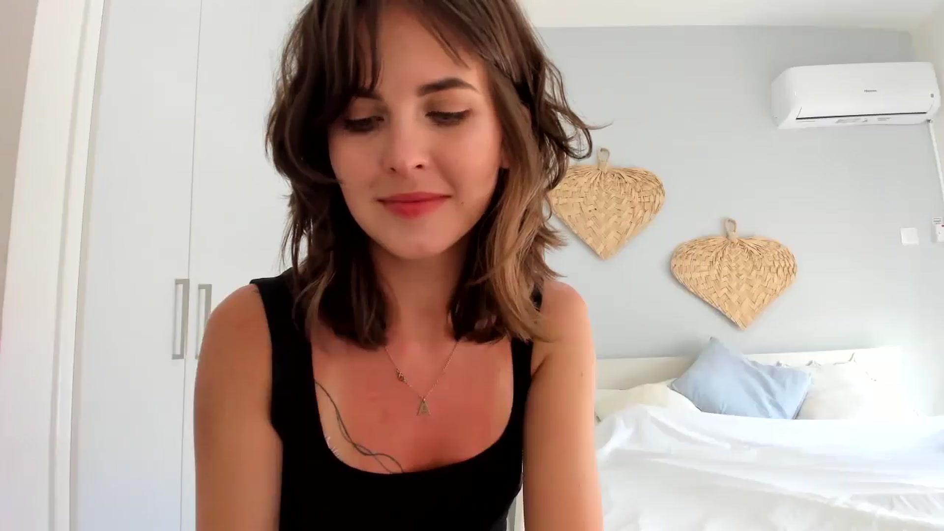 AhahaGirl video thumbnail