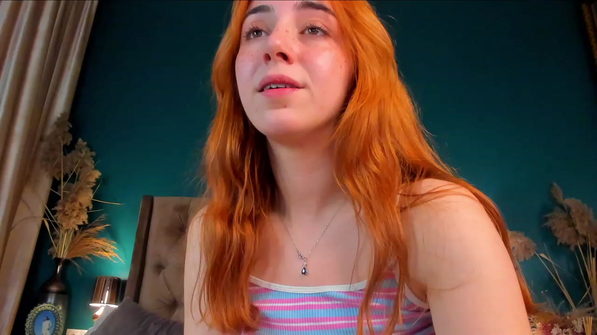 ElsaYoung video thumbnail