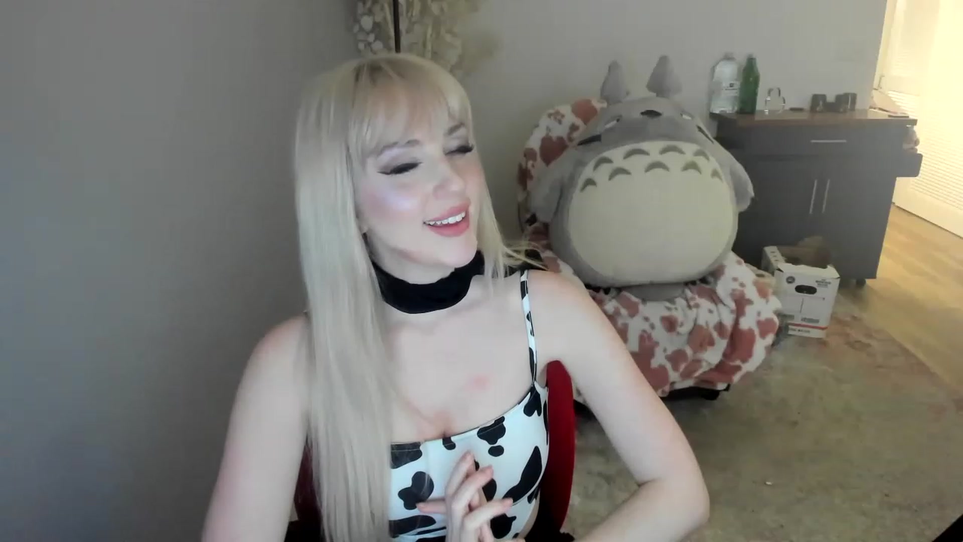 Milk_Domme video thumbnail