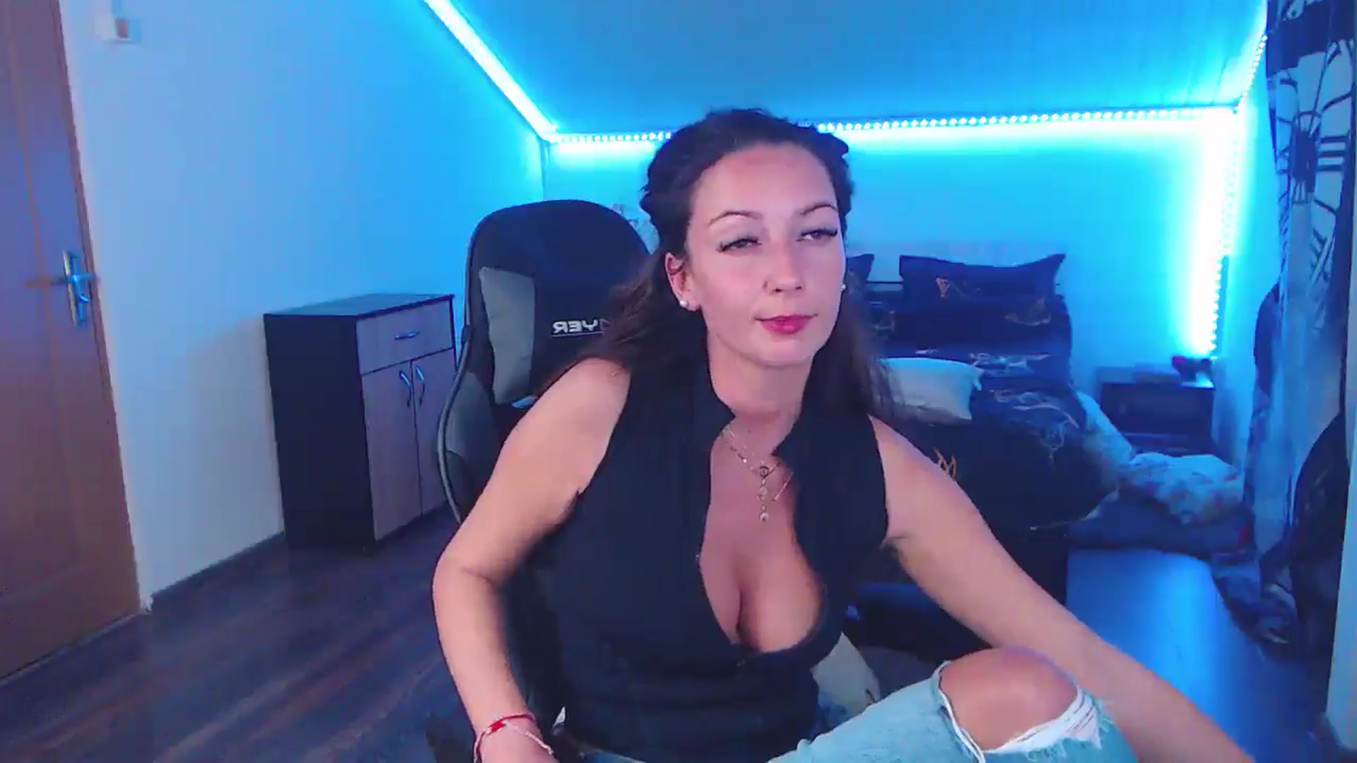 SlimCurly video thumbnail