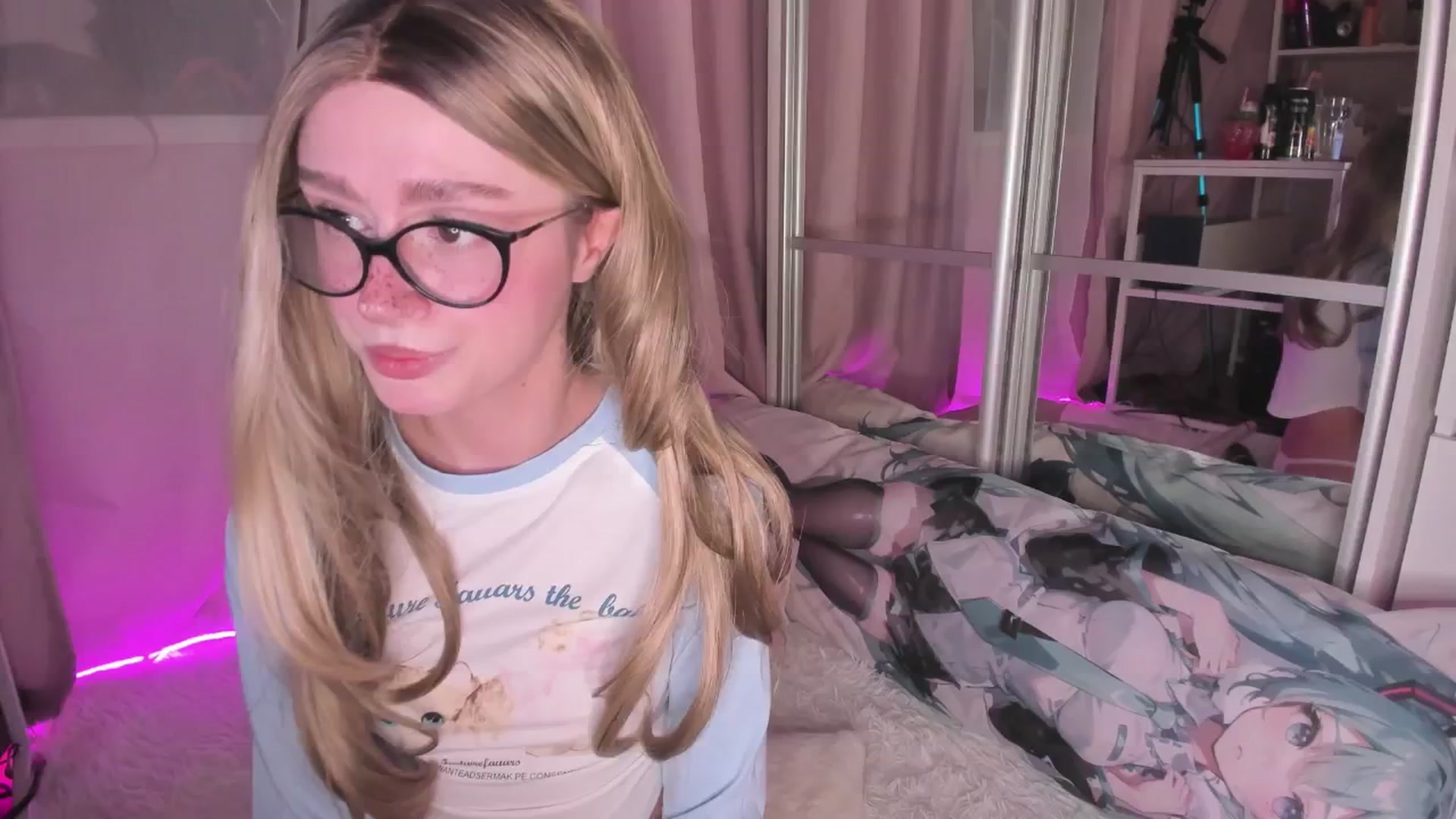 AliceXsweeT video thumbnail