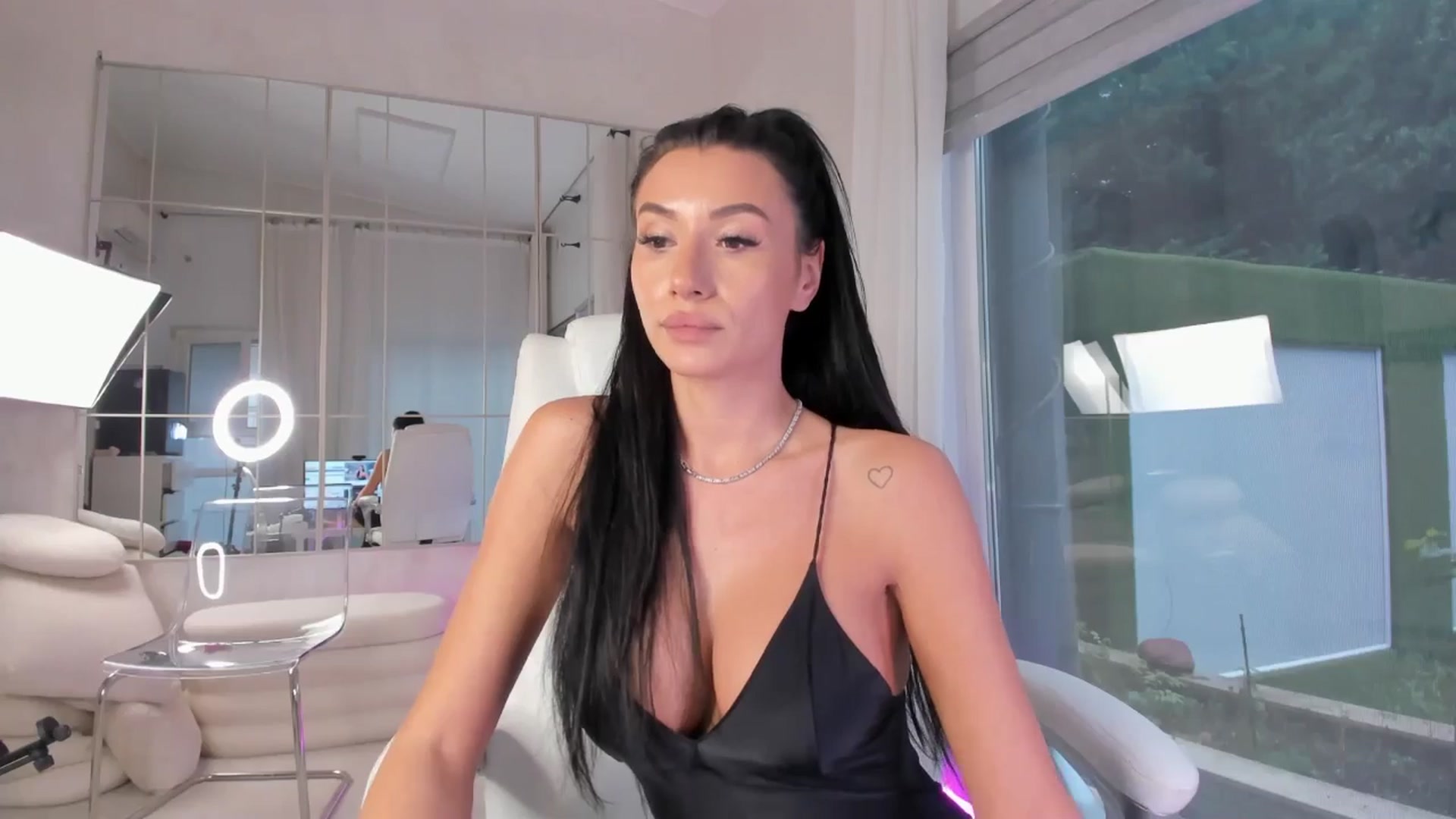 Miss_diamond_ video thumbnail