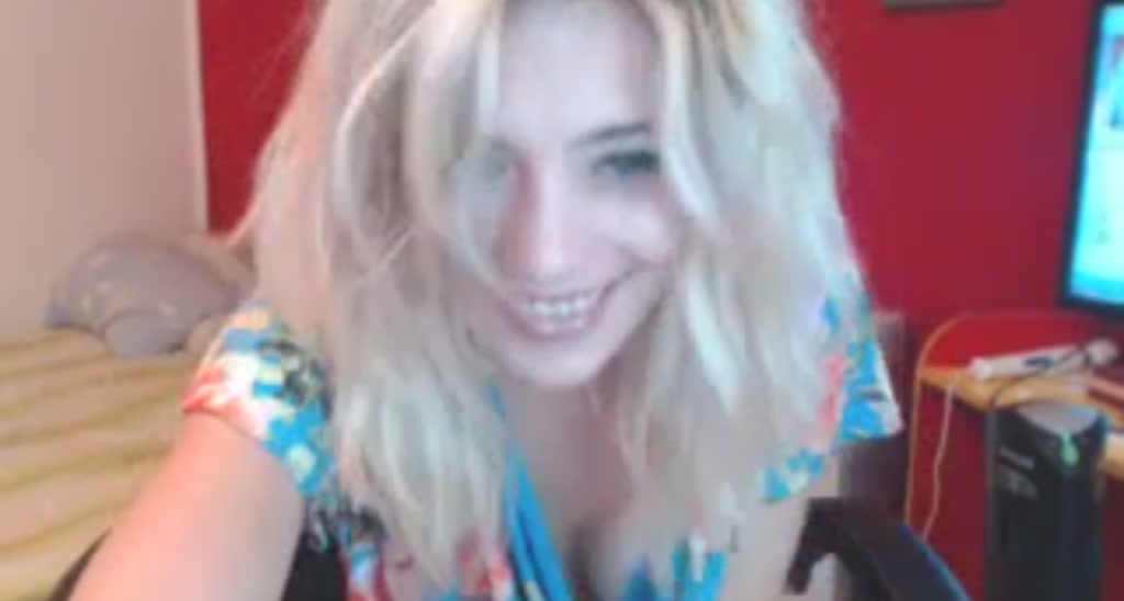 JuliaStorm video thumbnail