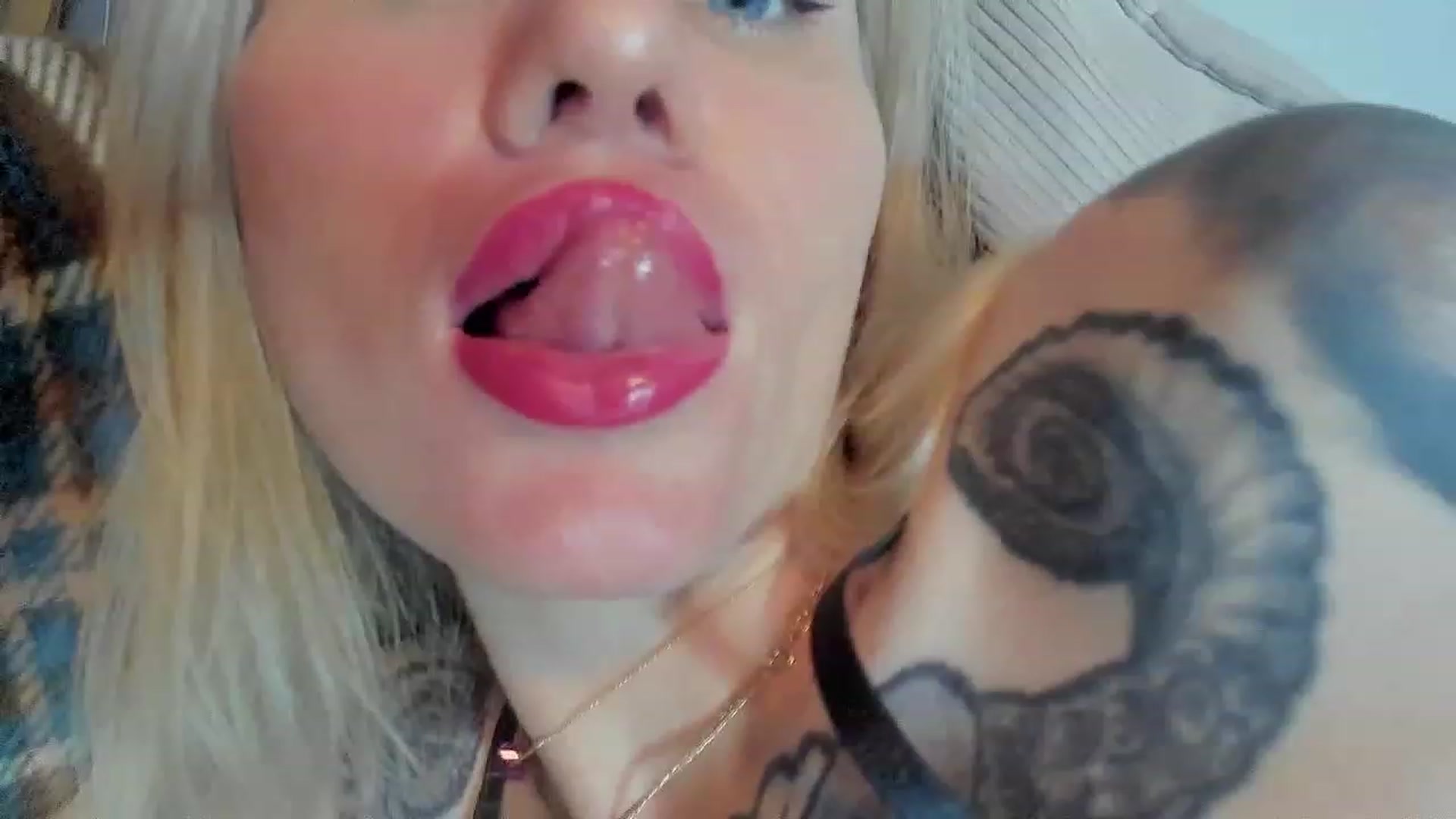 Alexa_Smithhh video thumbnail