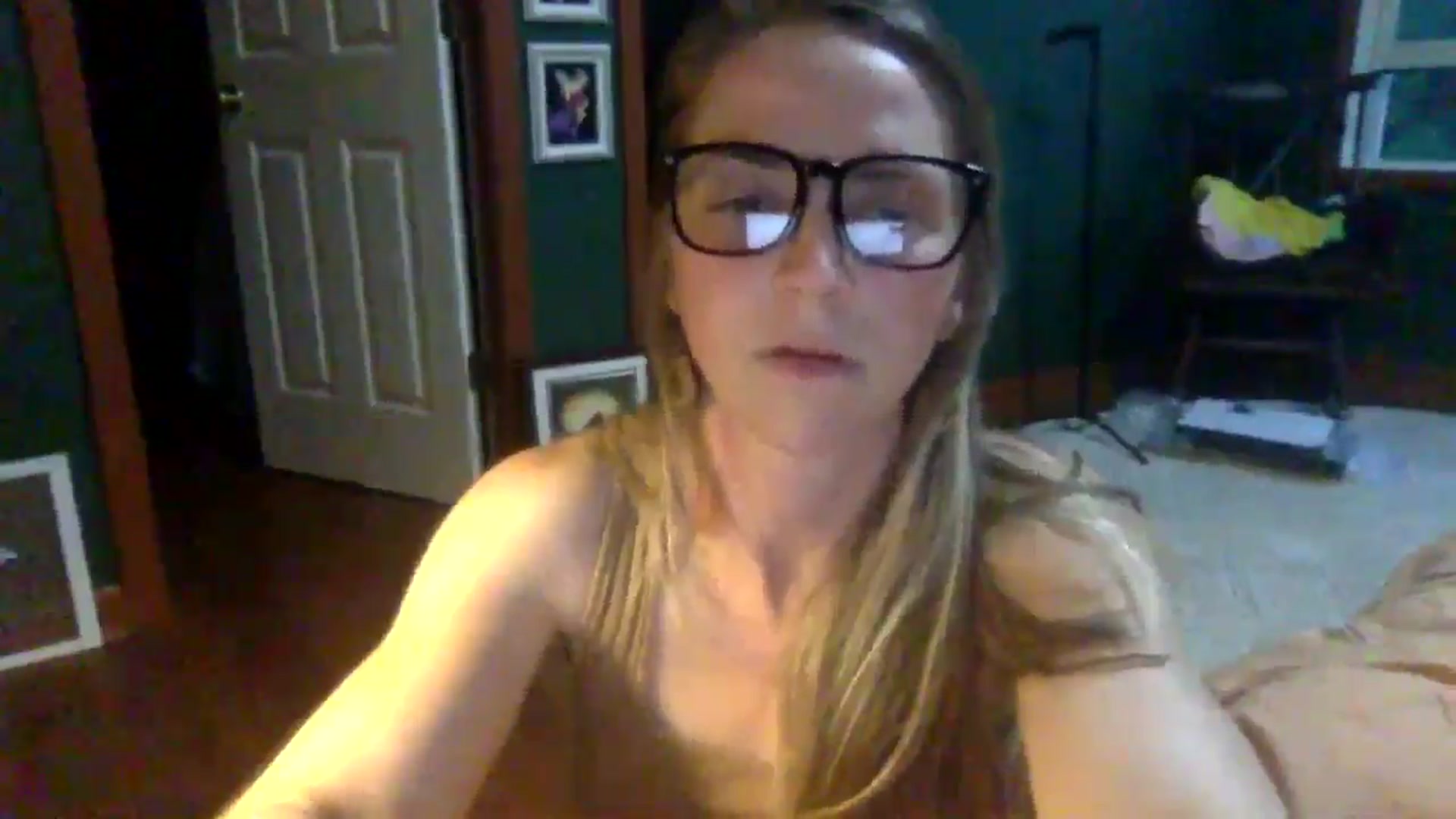 GwenieDragon video thumbnail
