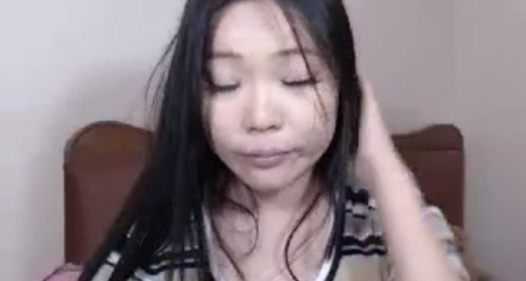 LeenaQ video thumbnail