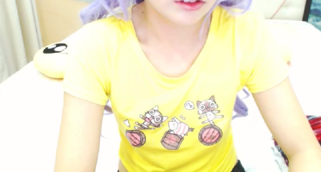EmikoCoCo video thumbnail