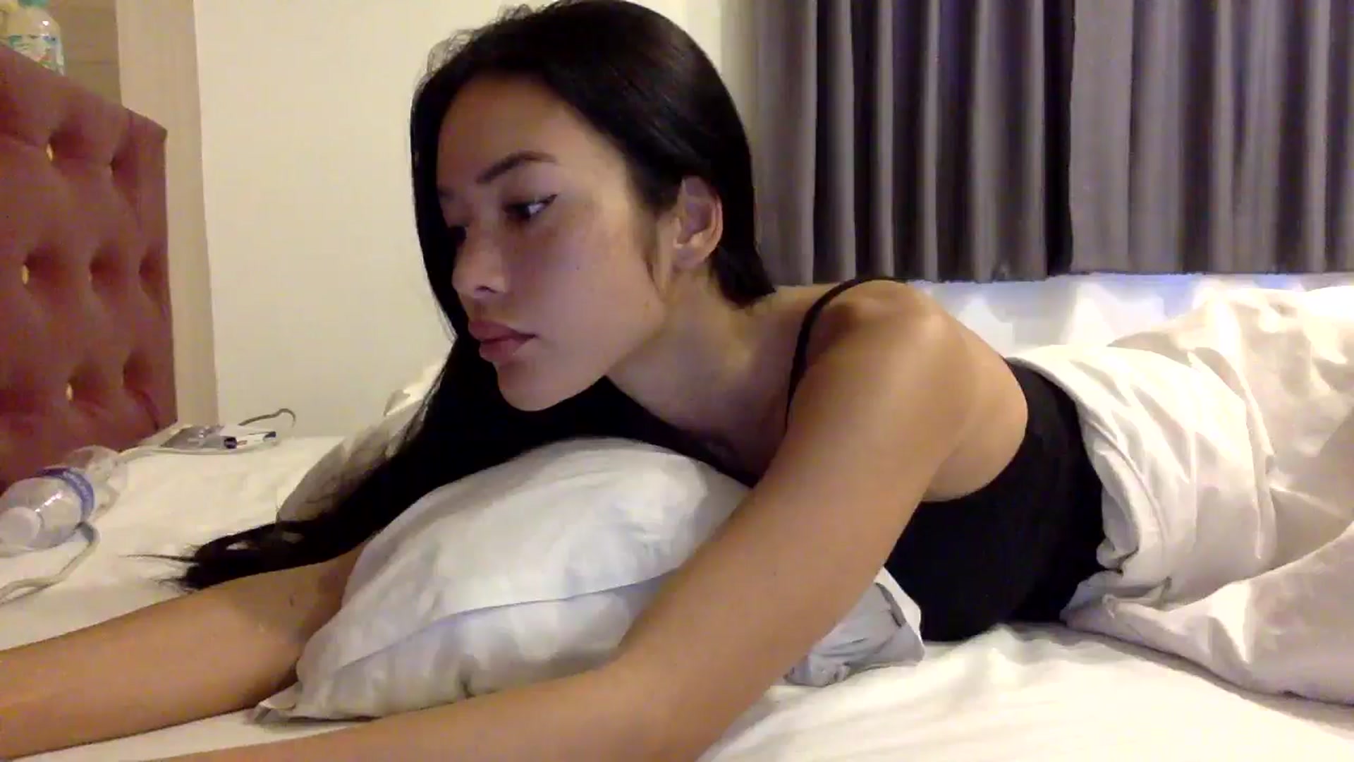 Miss_emiko video thumbnail