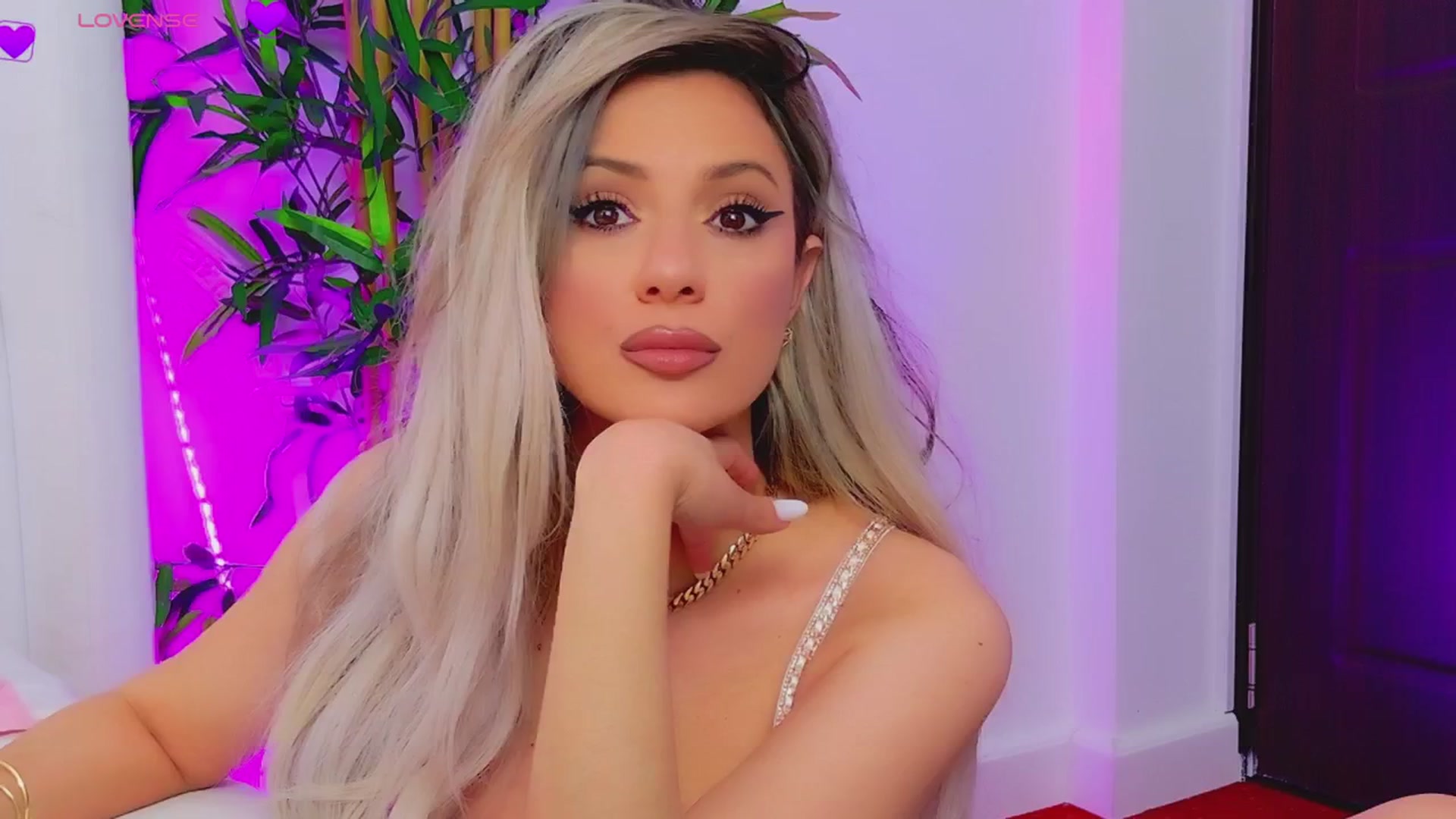 AriannaSins video thumbnail