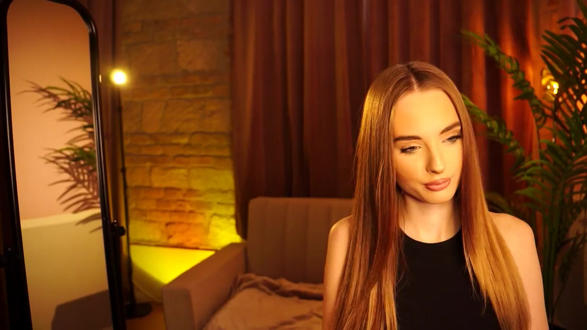 petitegonwild video thumbnail