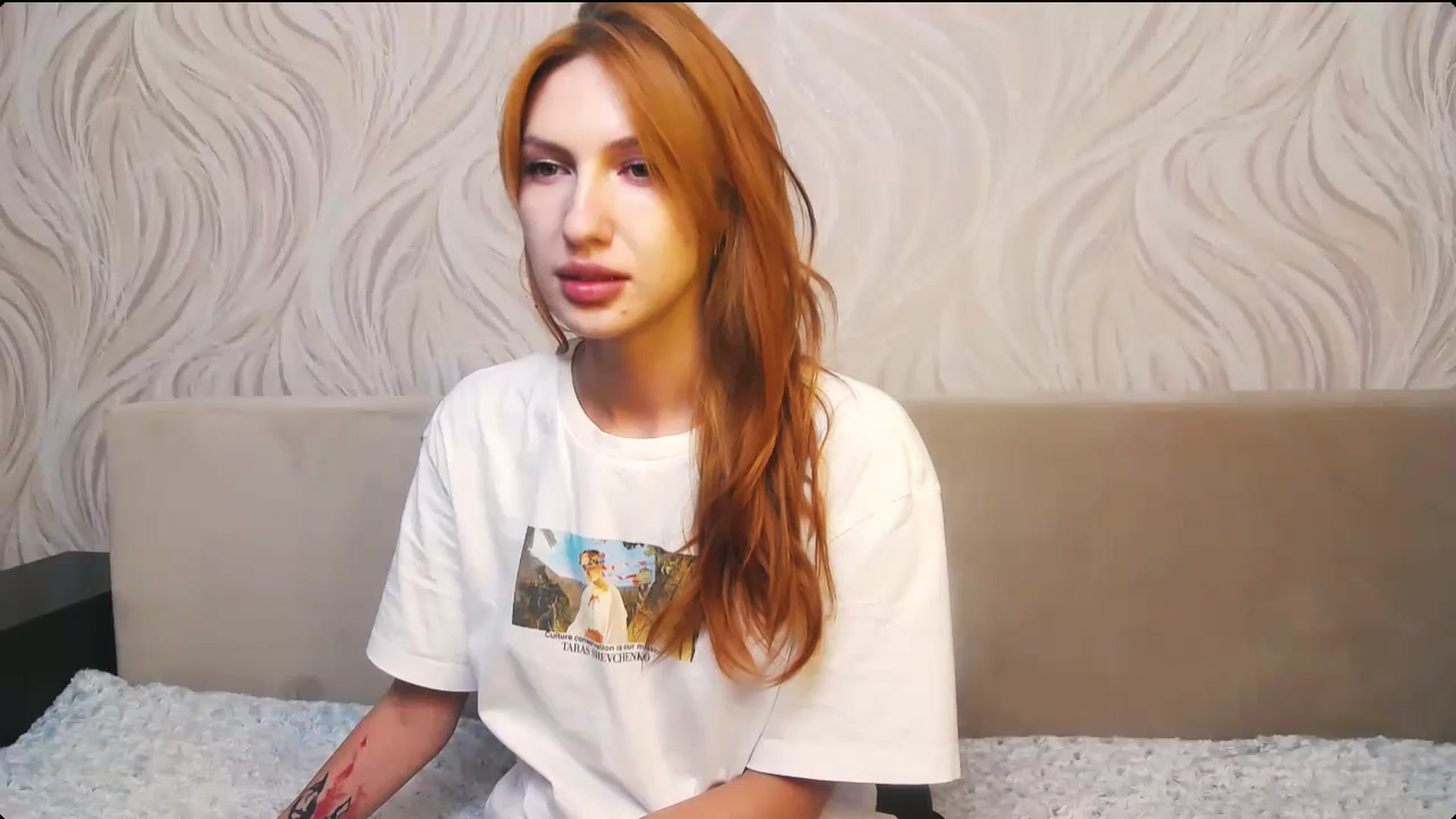 LovelyGin video thumbnail