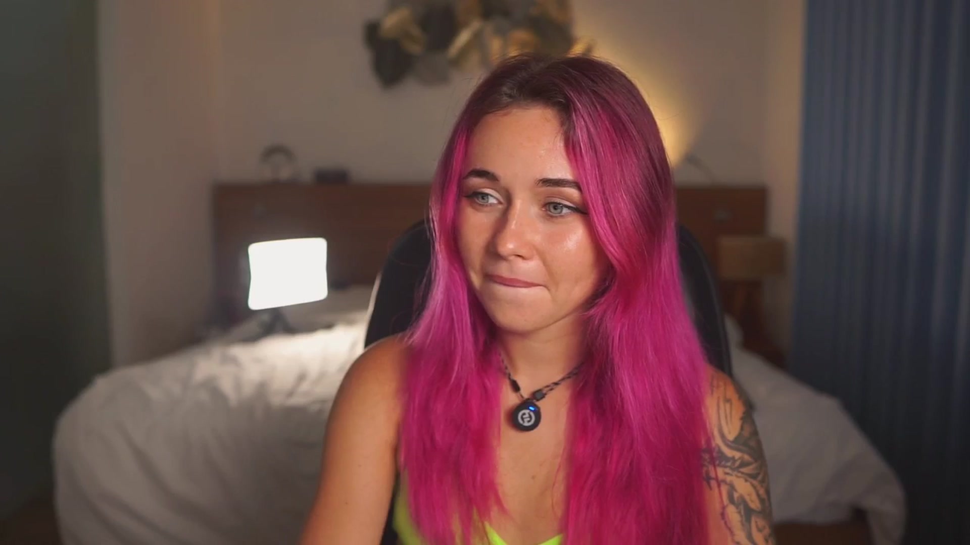 Sarah_Pink video thumbnail