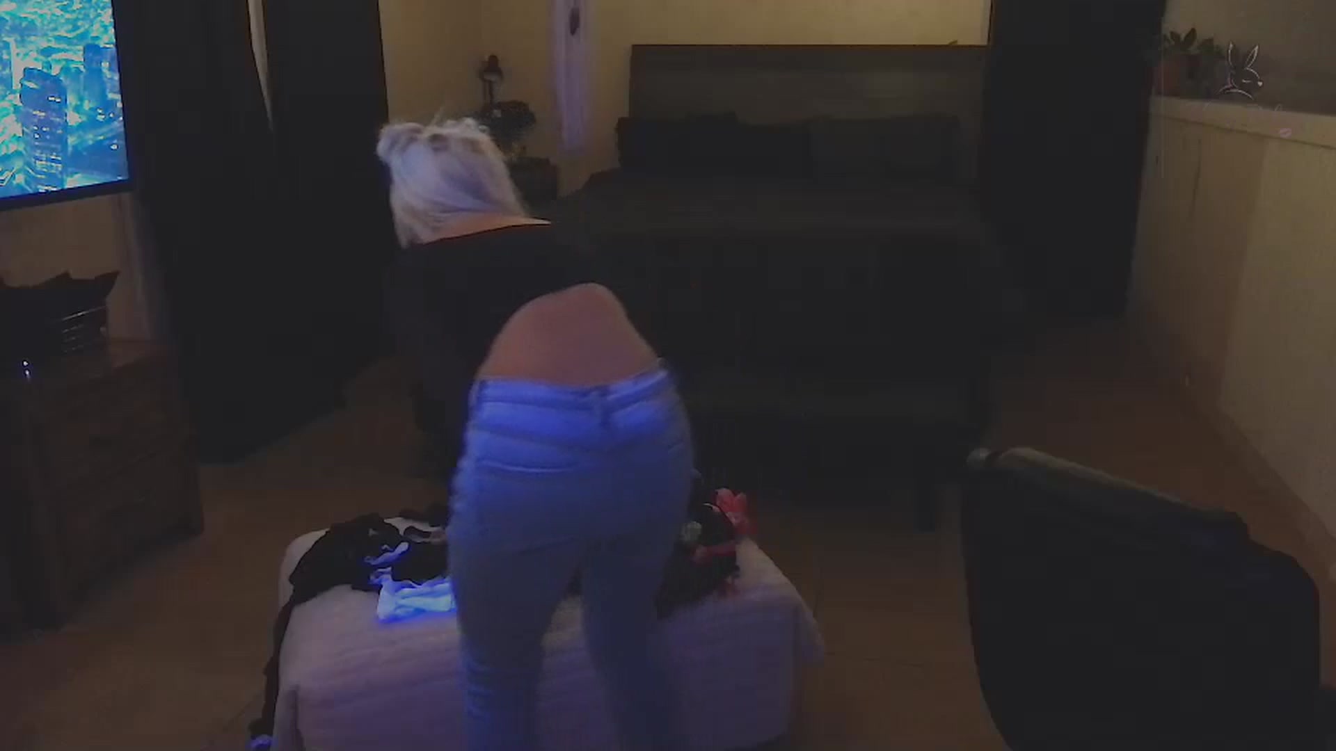 ChampagneMuse video thumbnail