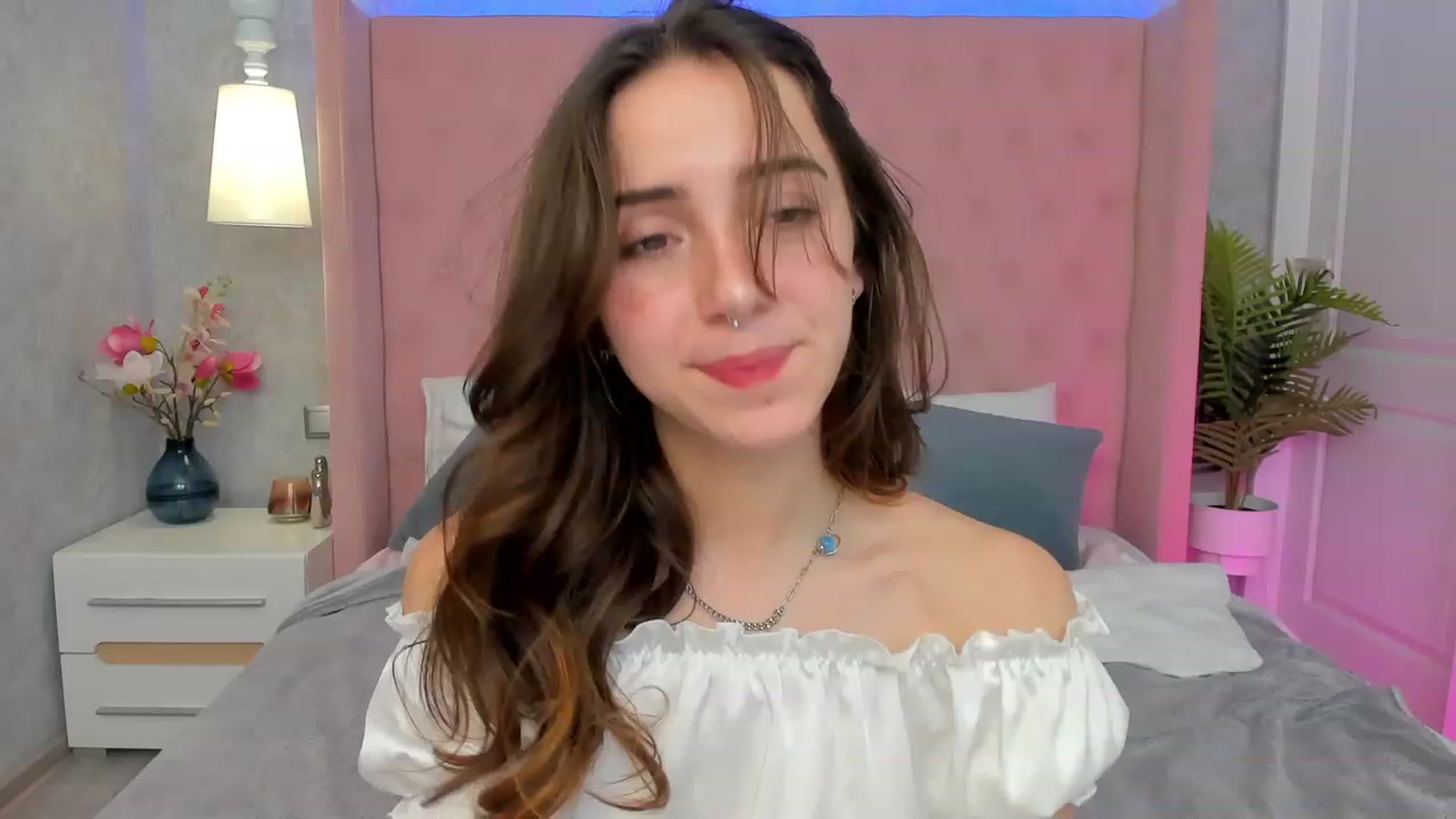 ElsaYoung video thumbnail