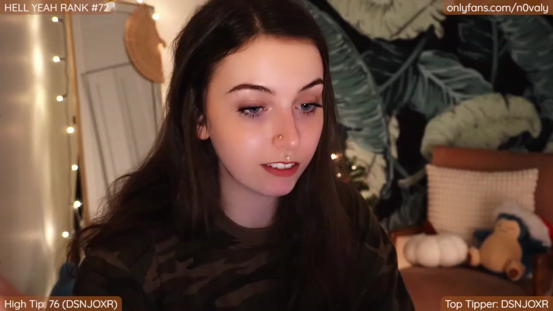 N0valy video thumbnail
