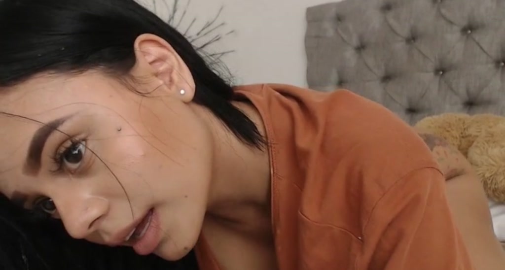 Petite_Kas video thumbnail