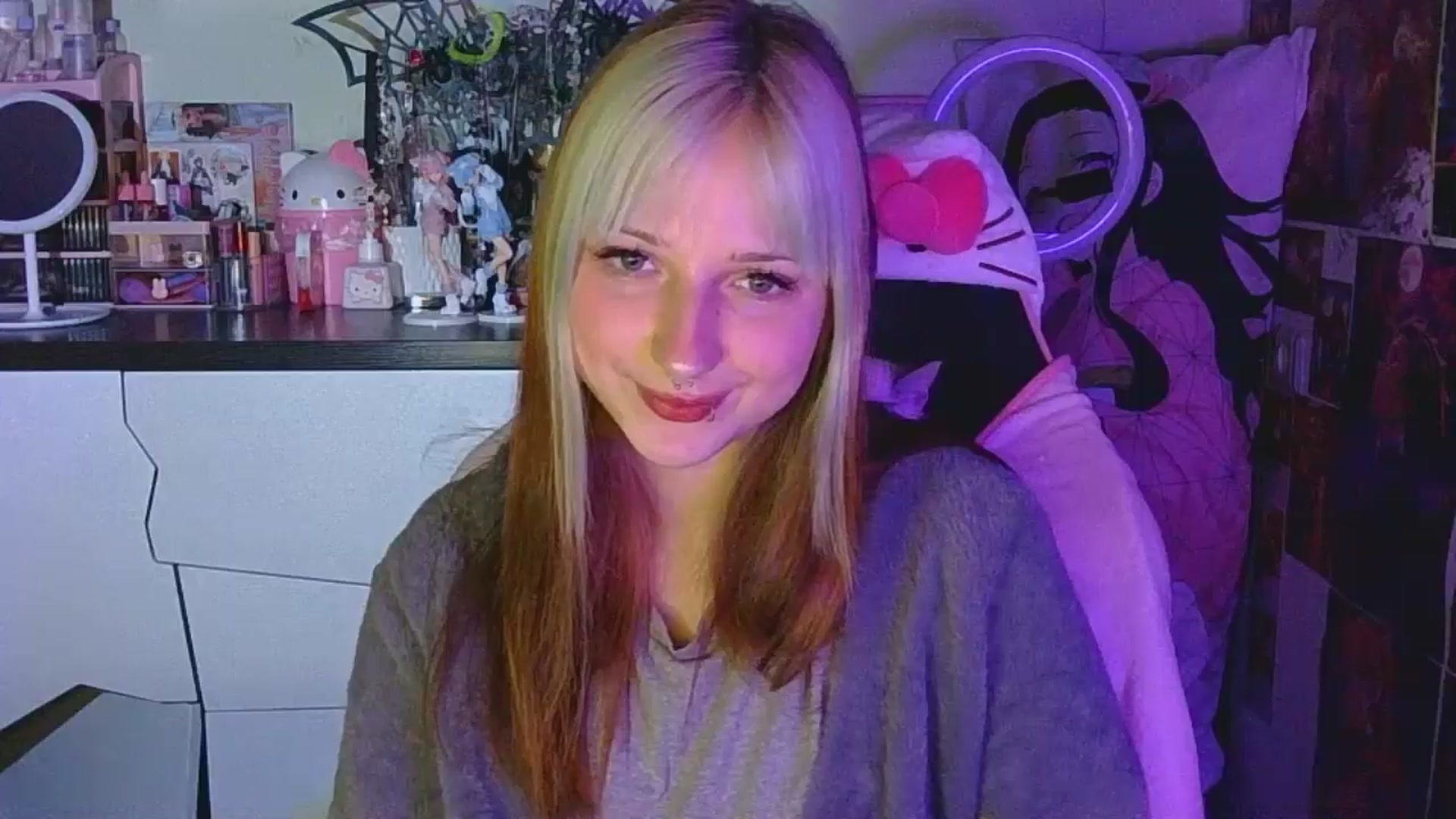 VladaMoon video thumbnail