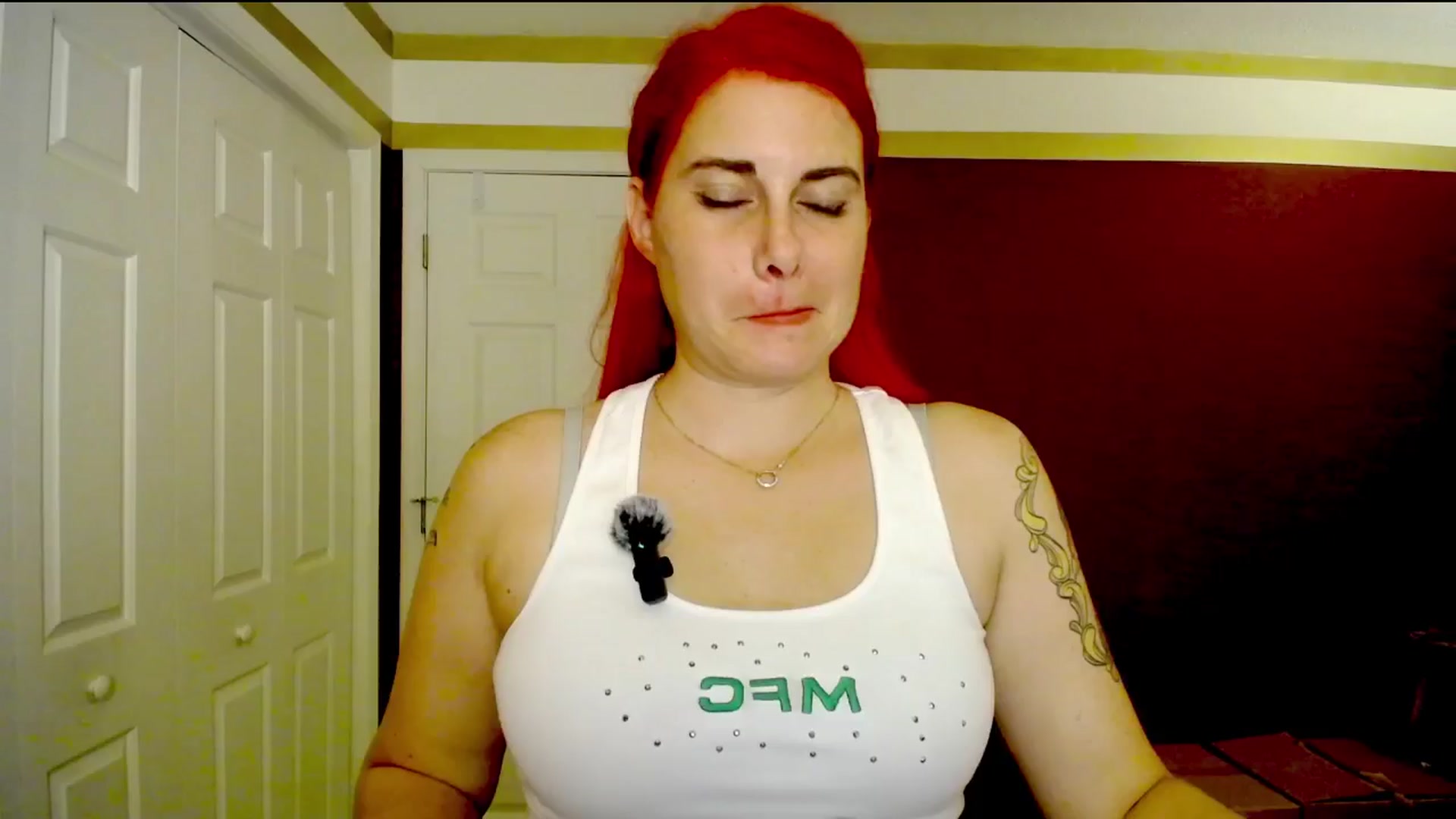 FoxyDame video thumbnail