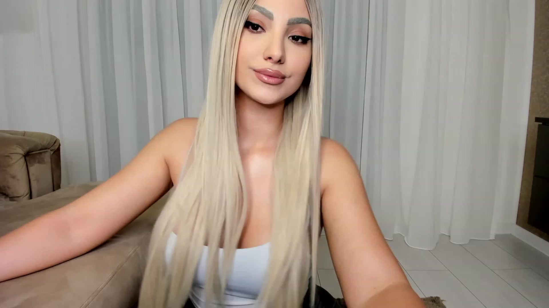 HONEY_A video thumbnail