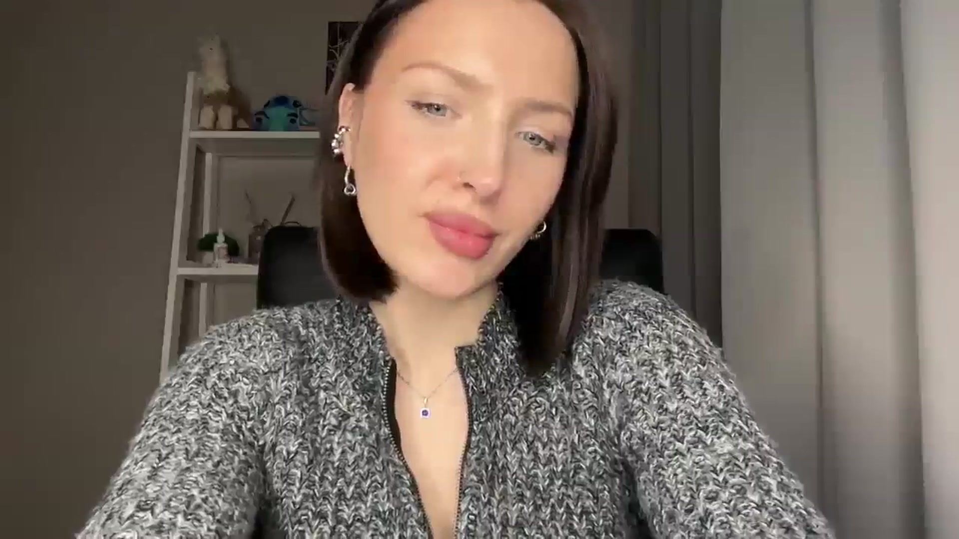 Di_Pearl video thumbnail