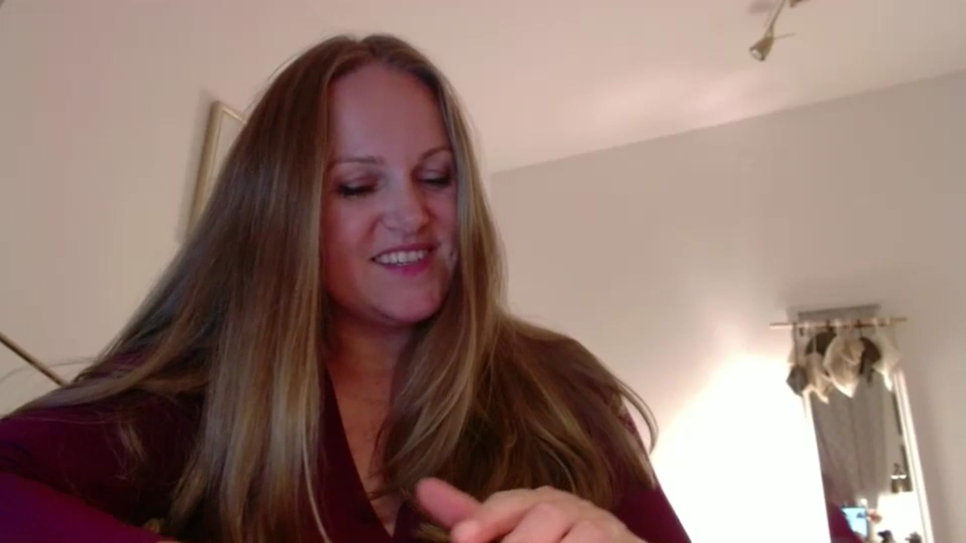 JustLily video thumbnail