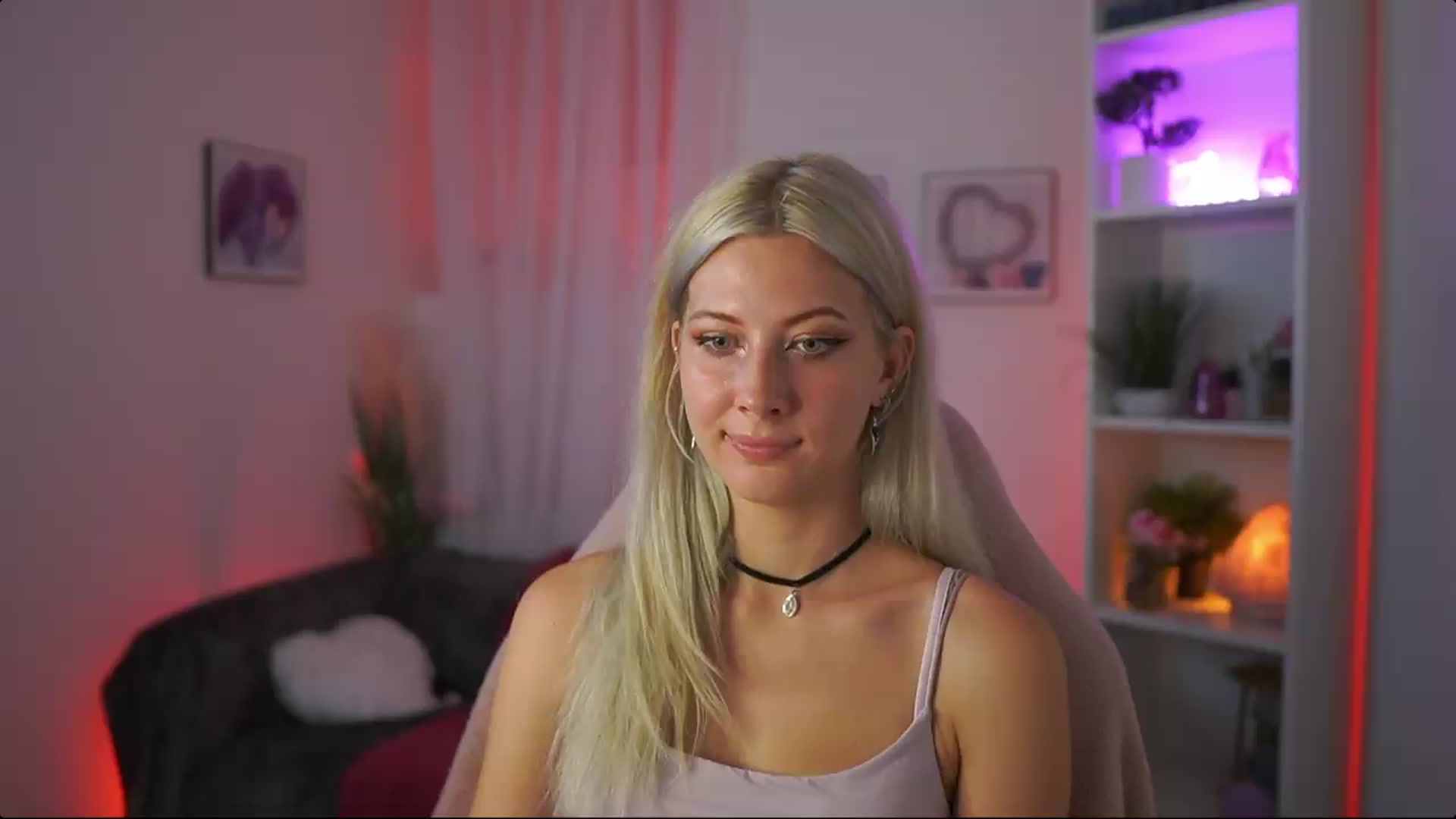 EmilySwan video thumbnail