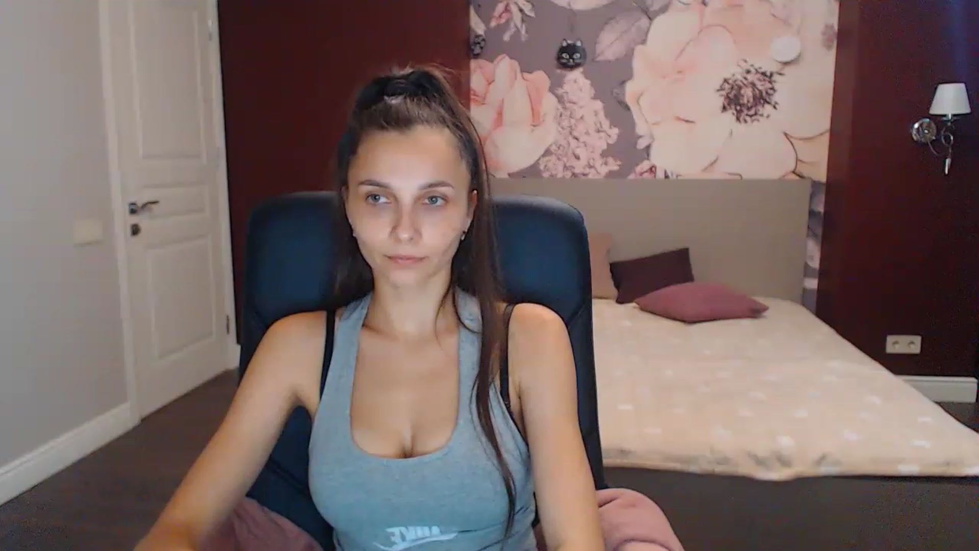 Karina_Mils video thumbnail