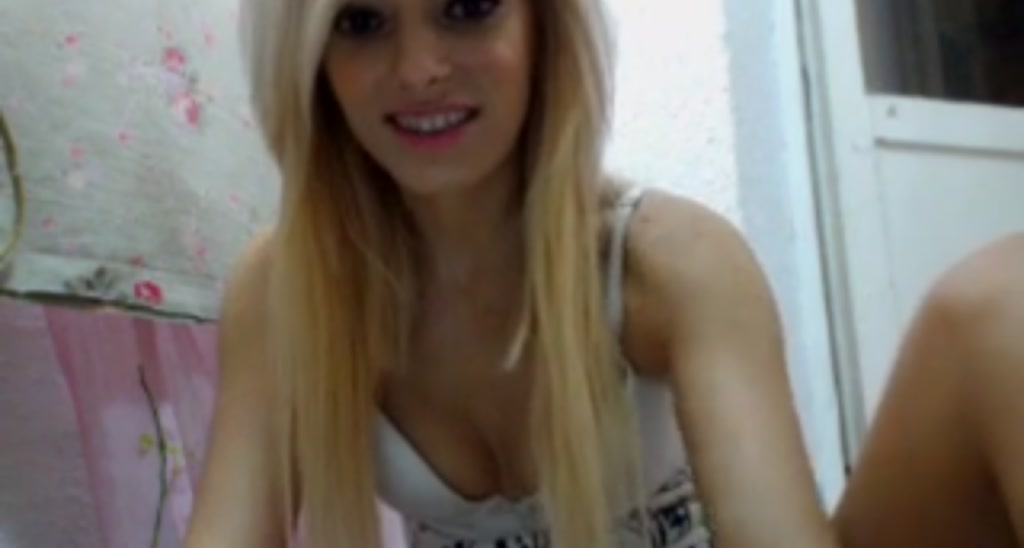 AwesomeBlonde video thumbnail