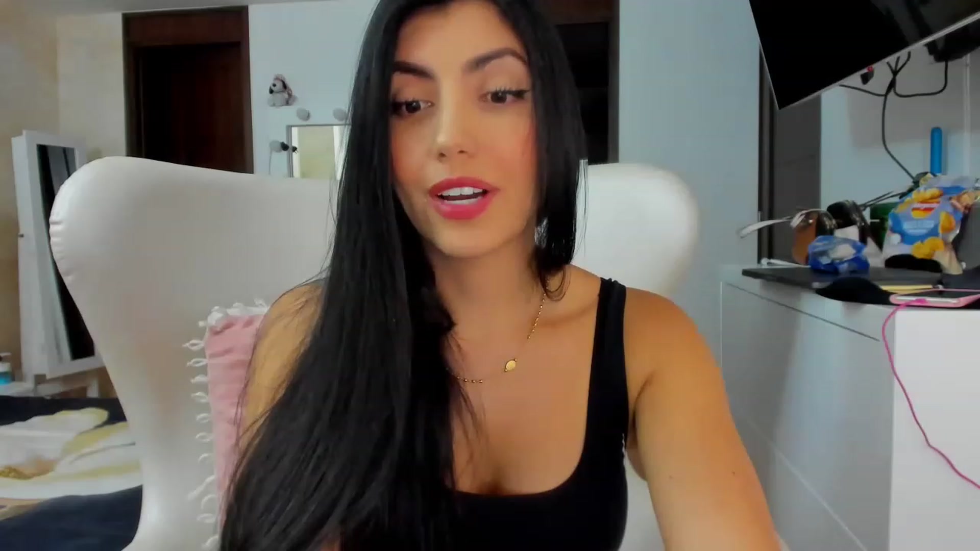 leyla_blue video thumbnail