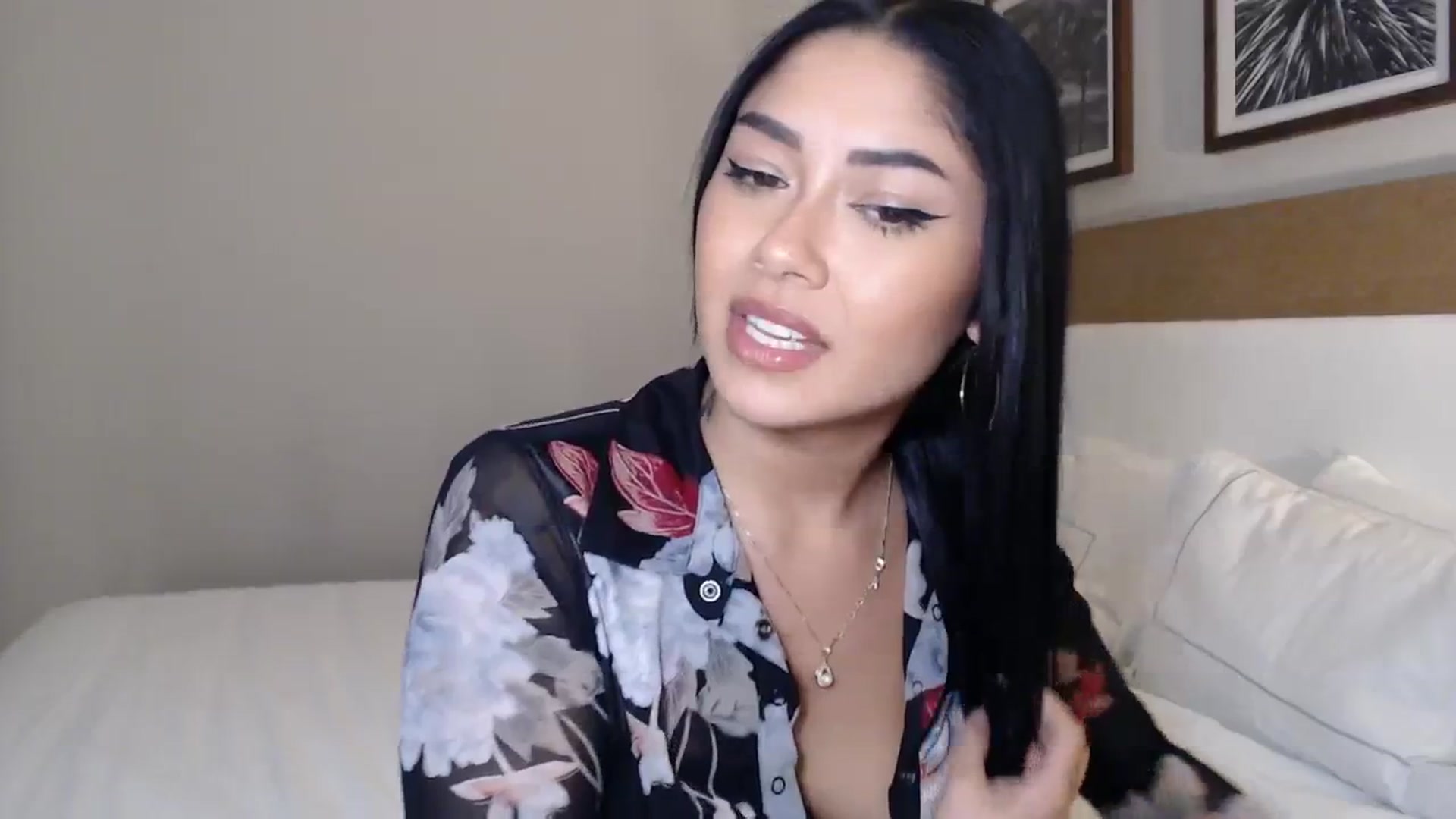 YourGoddessLu video thumbnail