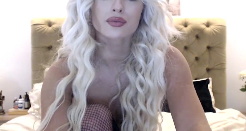 Kissofacobra video thumbnail