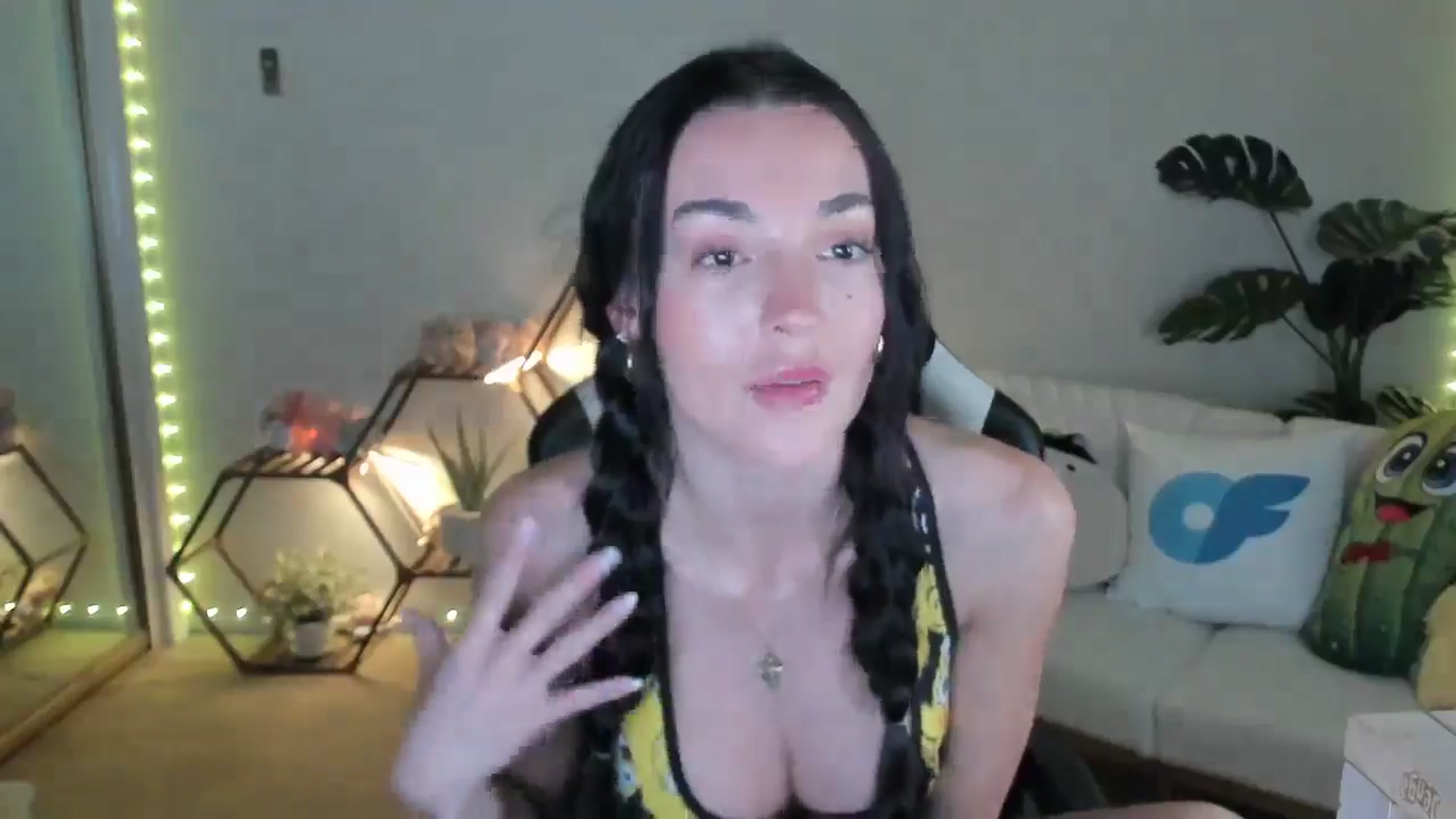 SerenaBecker_ video thumbnail