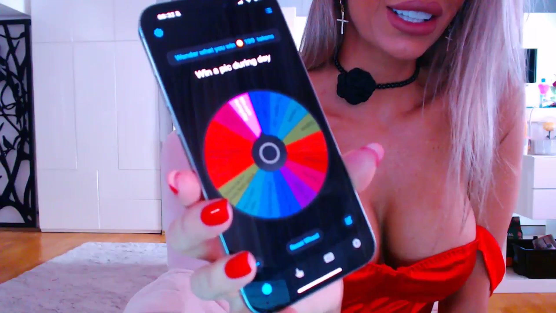 D_y_y video thumbnail