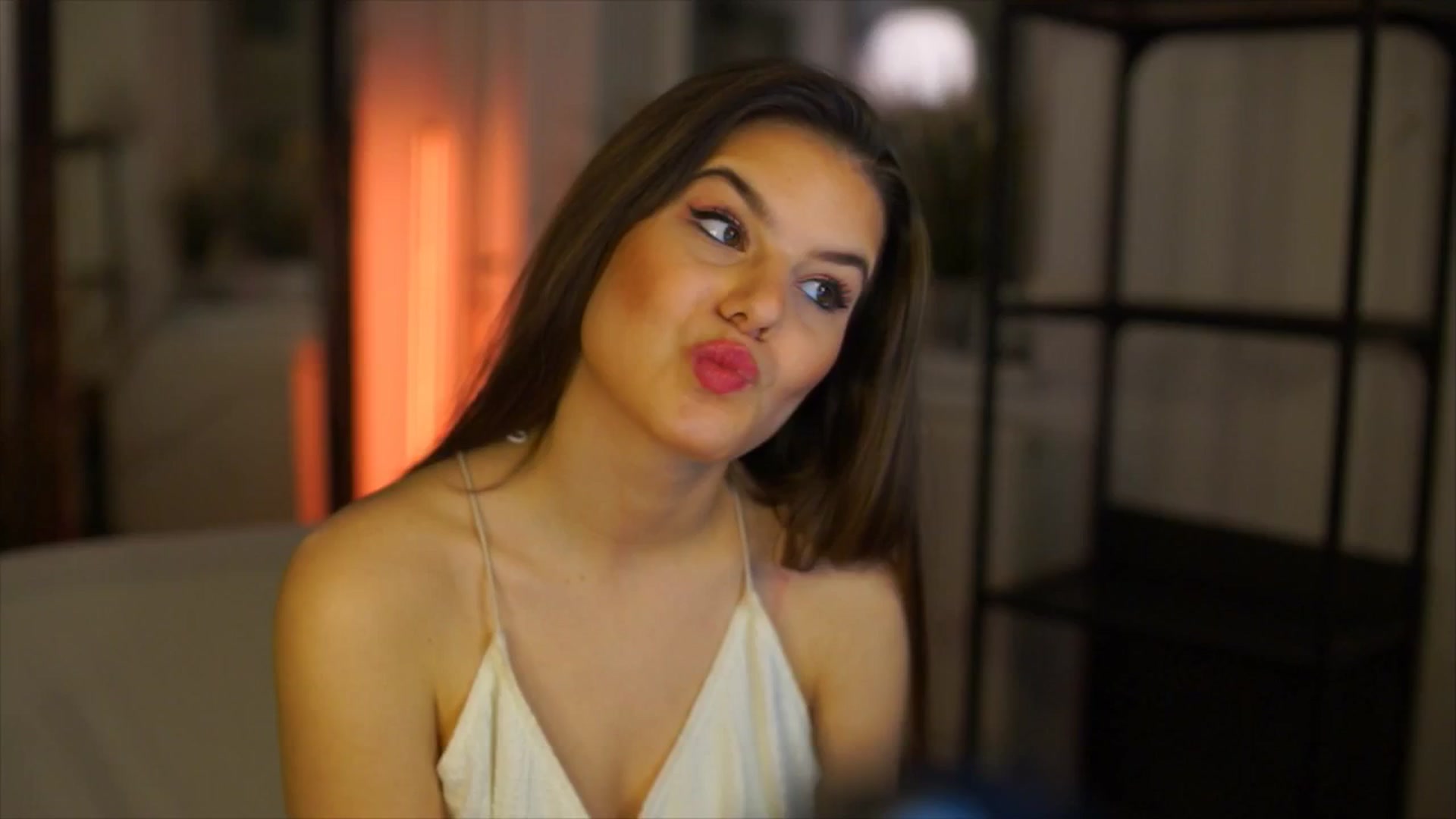 Selena_ video thumbnail
