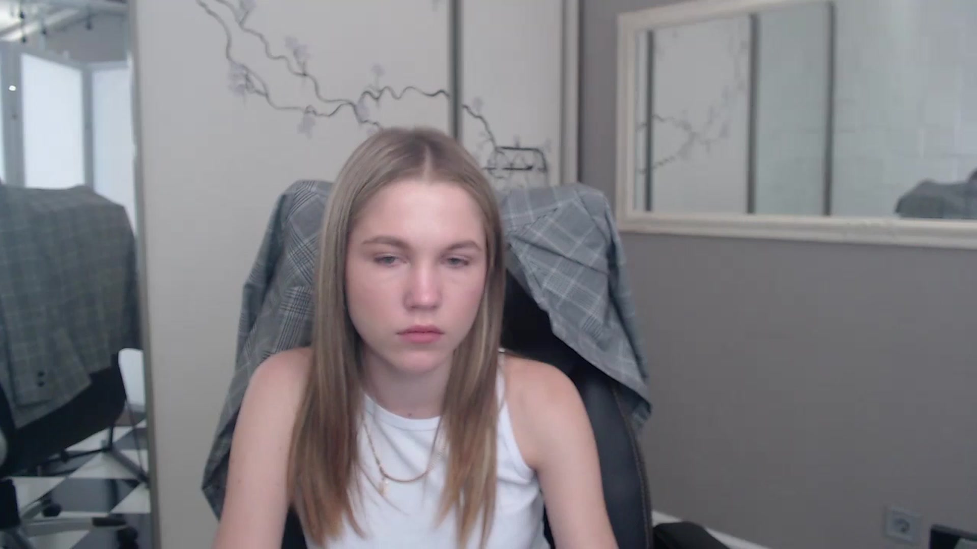 Kate_Lewiss video thumbnail