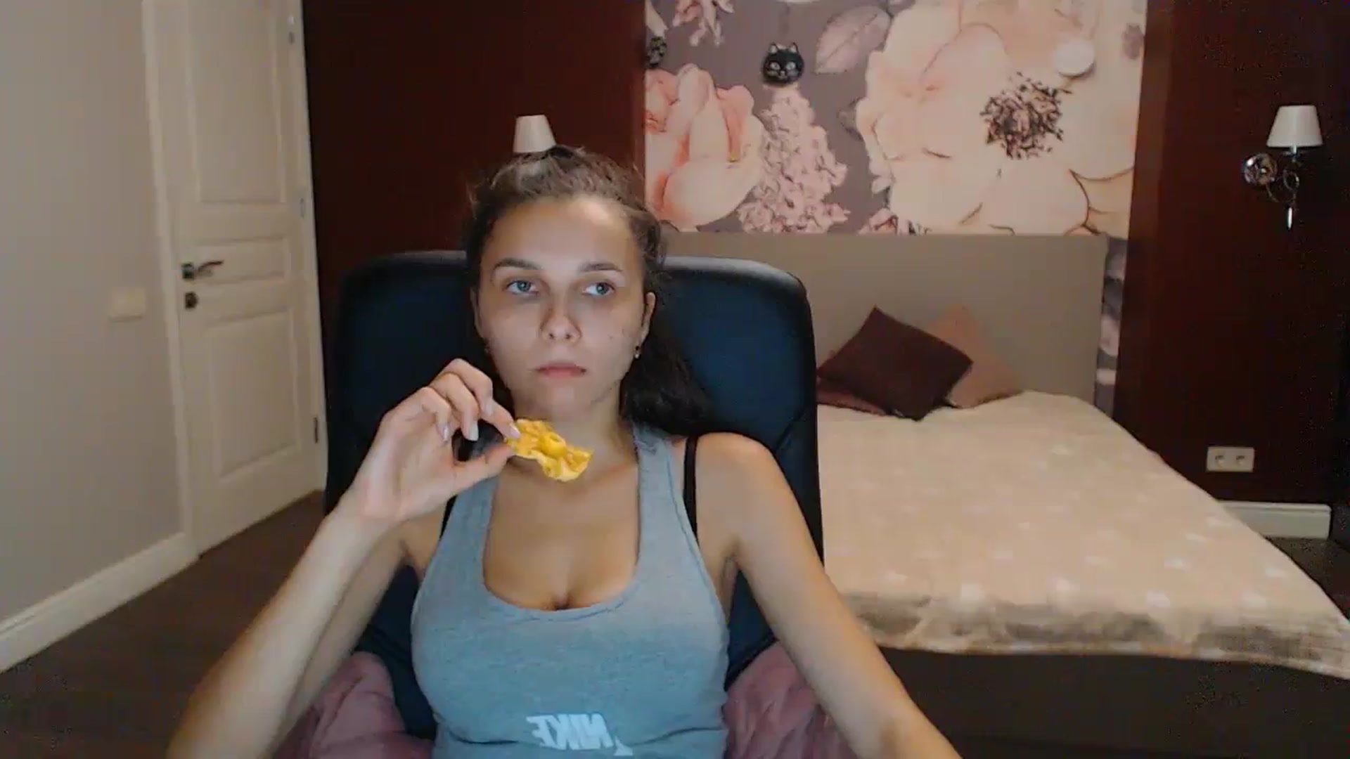 Karina_Mils video thumbnail