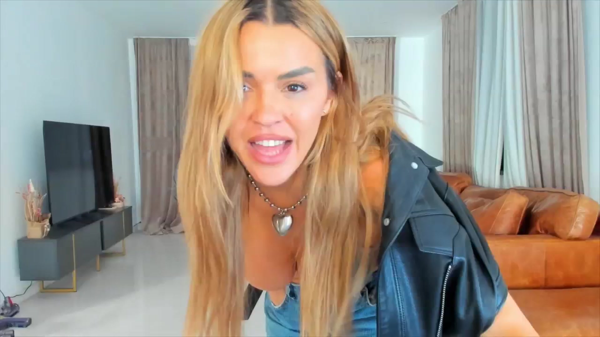 DJMonica video thumbnail