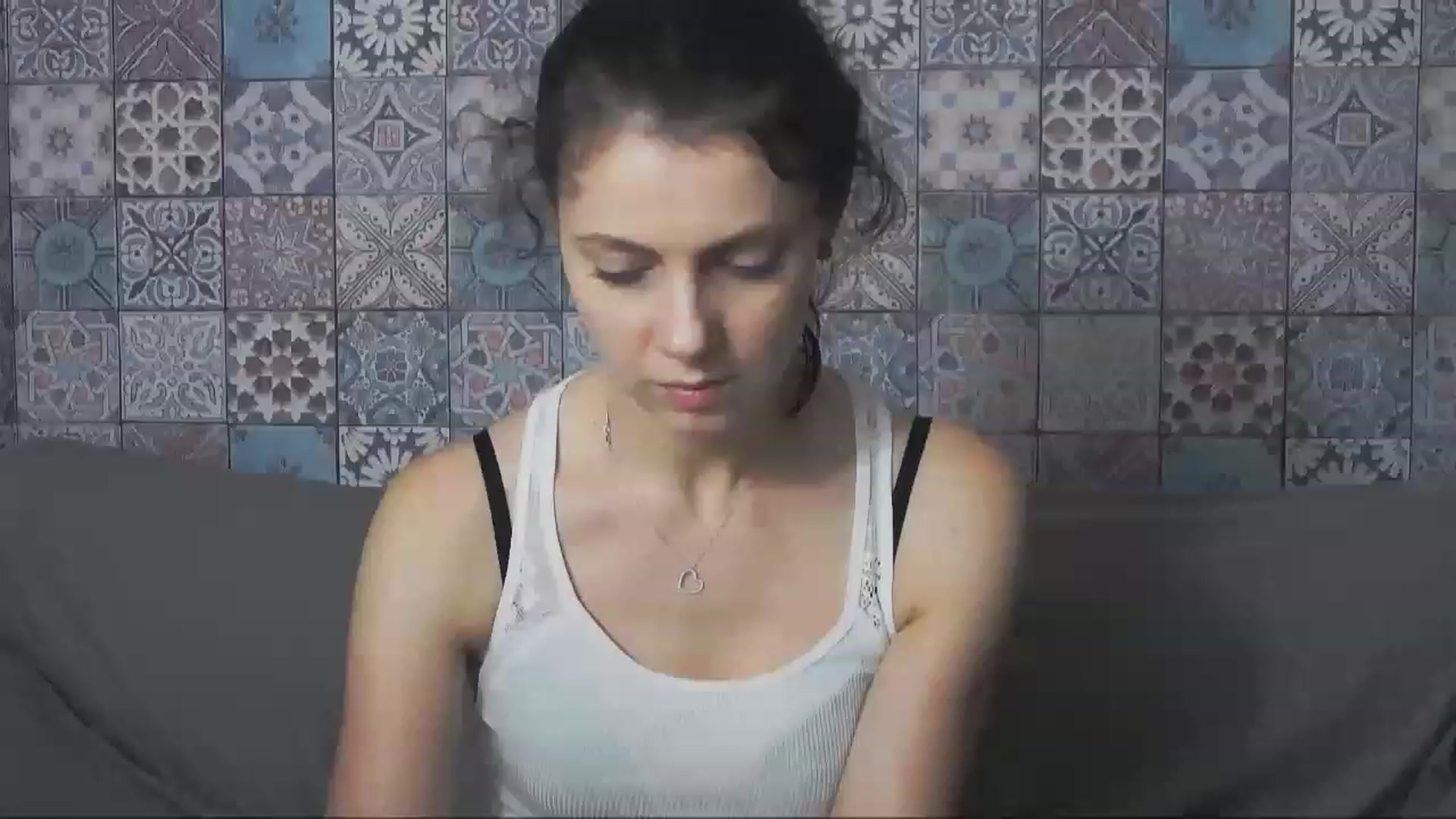 MissAracely video thumbnail