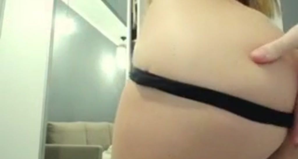 AvrilDollX video thumbnail