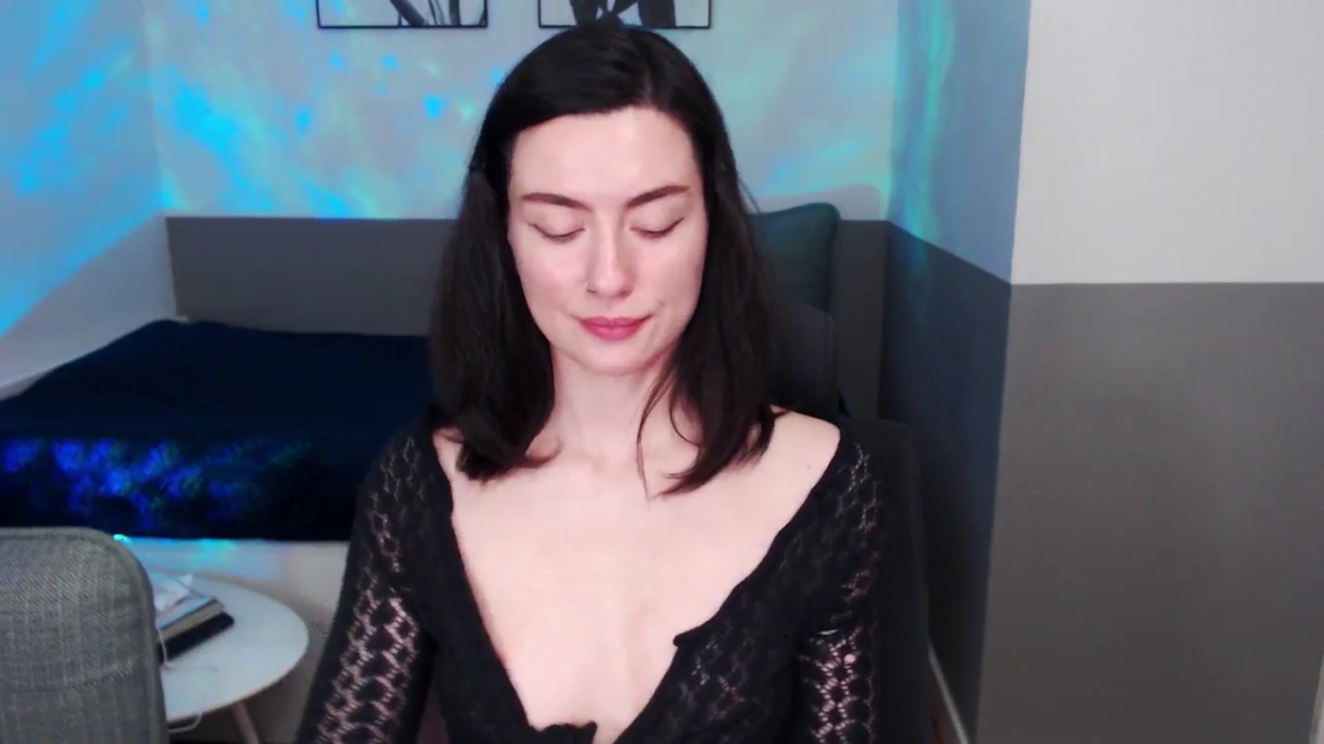 HeyAriel video thumbnail