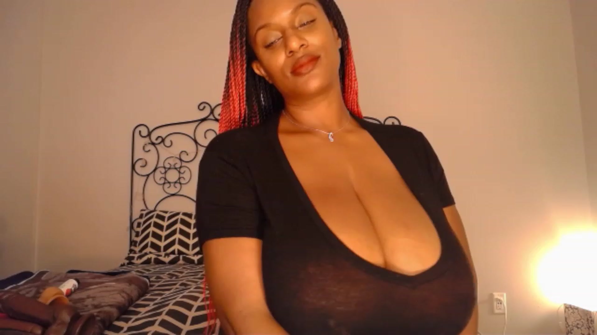 TheIconicGirl video thumbnail
