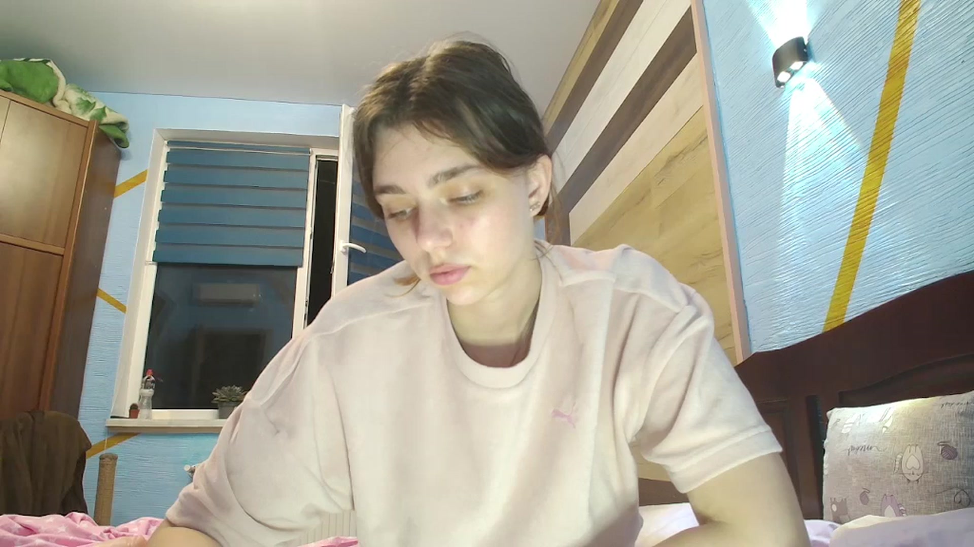 Hot_Weells video thumbnail