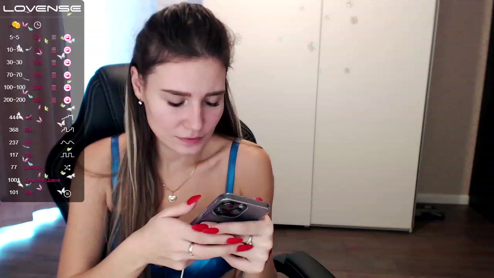 HollyMollyy video thumbnail
